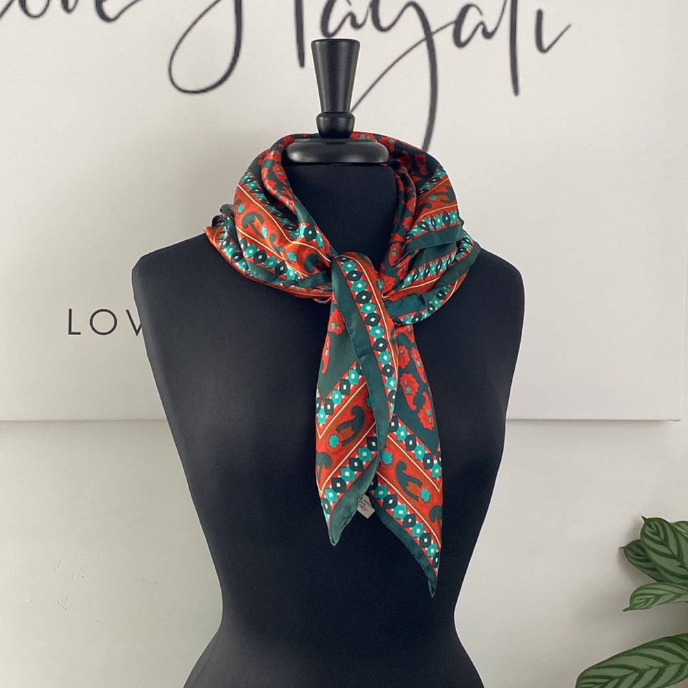 Made in Italy Red & Green Square Scarf Bohemian Paisley Floral Retro Boho